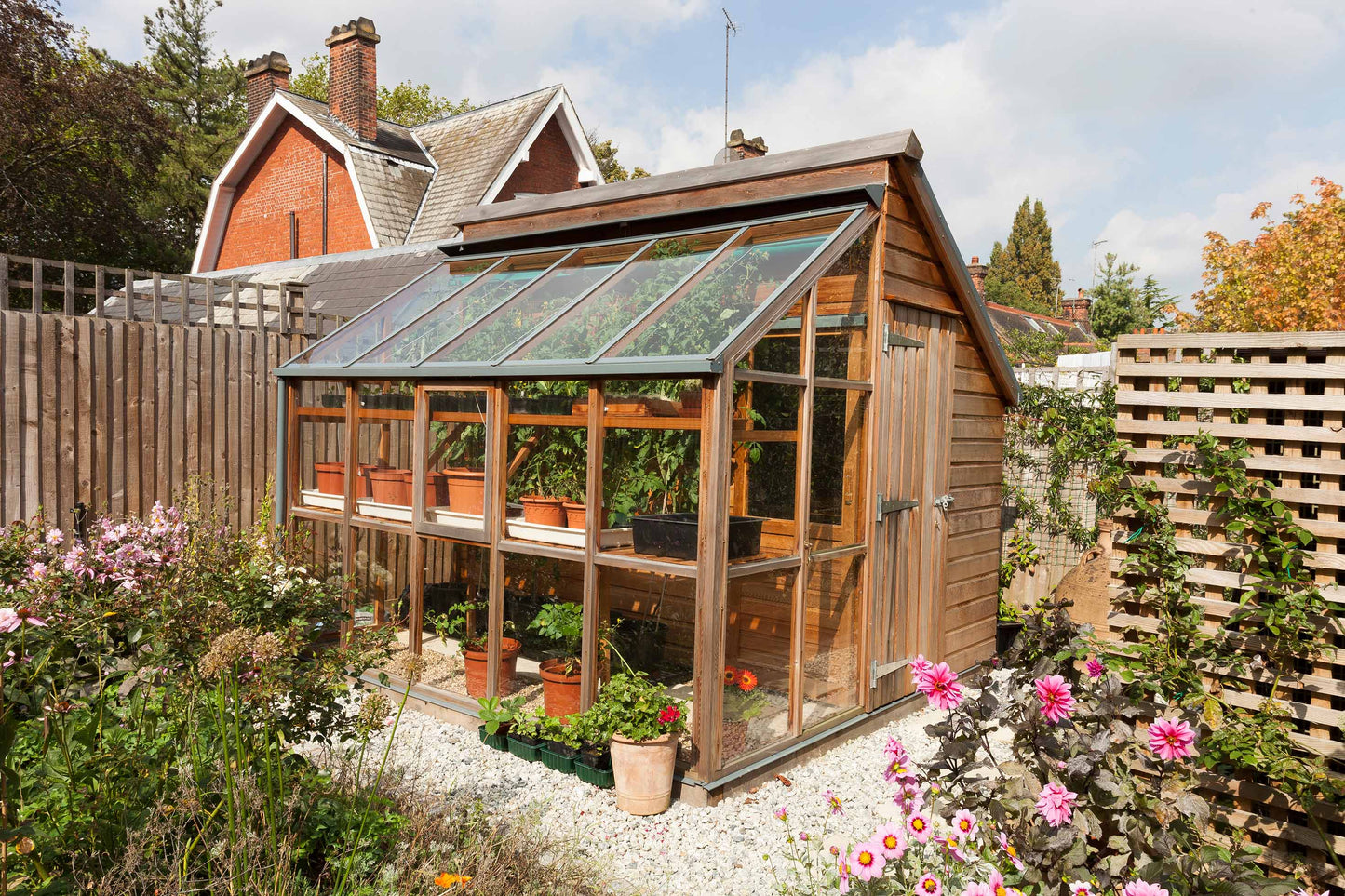 Gardener Grow & Store