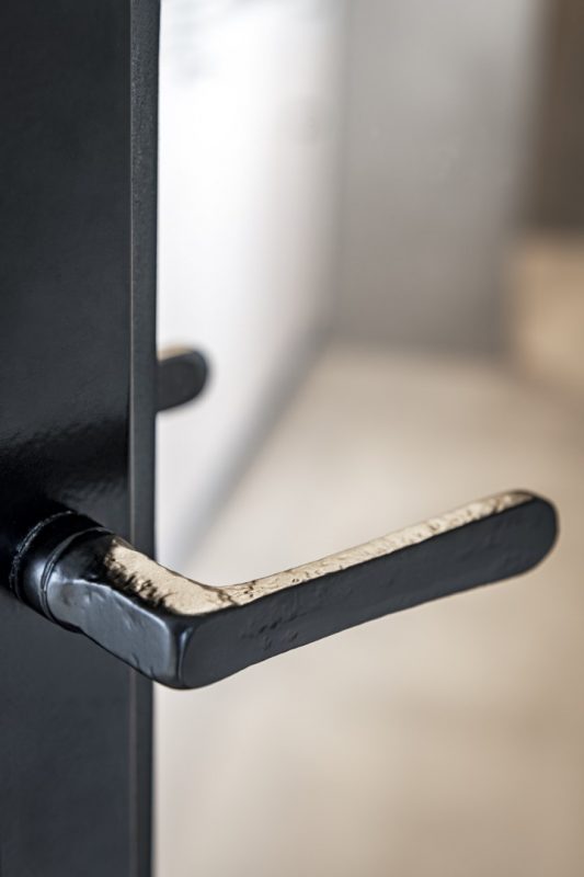 Sanctuary Glasshouse -Türanschläge