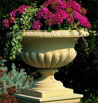 Clarence Urn