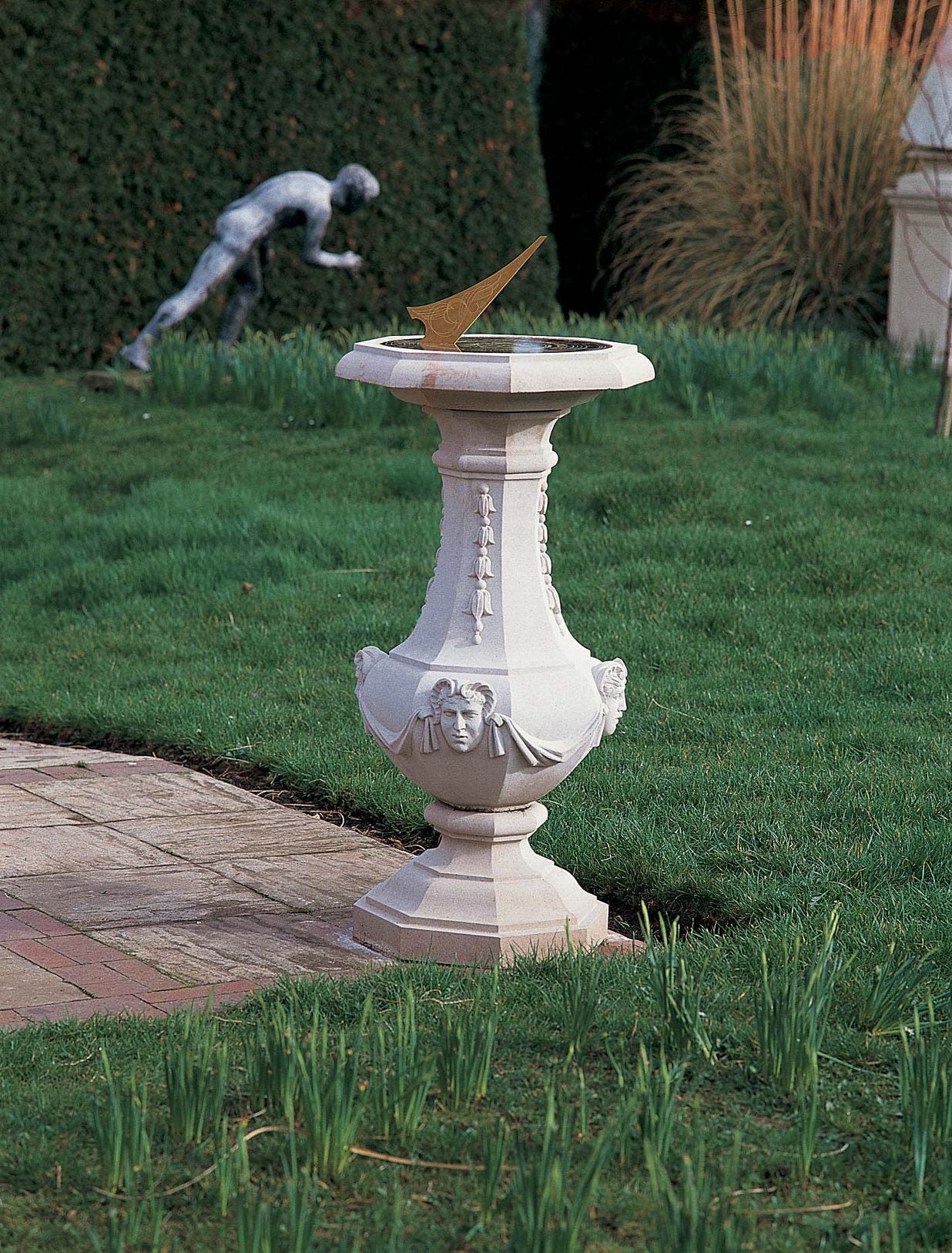 Adam Sundial Plinth D135