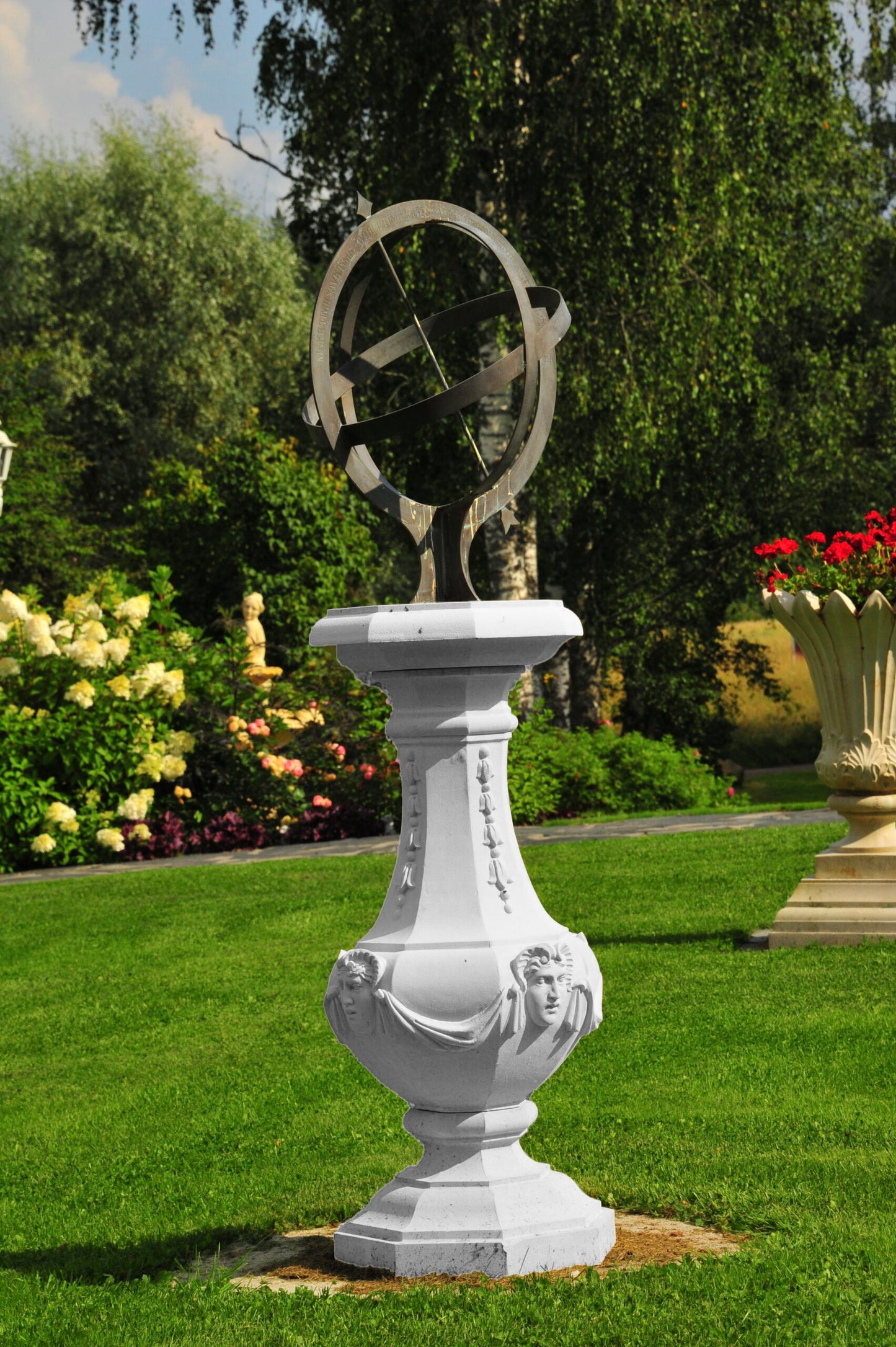 Adam Sundial Plinth D130 (for client's own sundial or Armillary Sphere)